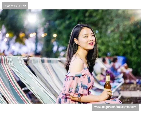 李丽莎在欧洲杯赛场上的精彩瞬间高清图片赏析 李丽莎在欧洲杯赛场上的精彩瞬间高清图片赏析
